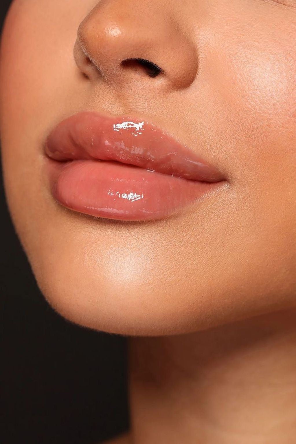Lip Gloss Shade (01) Nude Brown